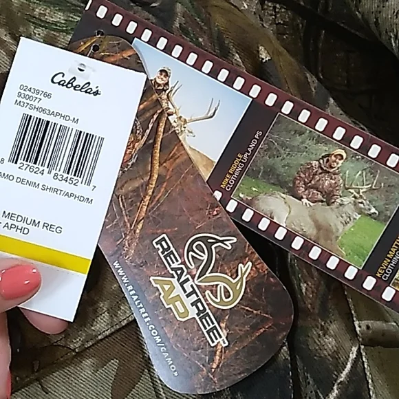 Cabela's Realtree Camo Button Down Shirt. Size Medium NWT - Picture 8 of 11